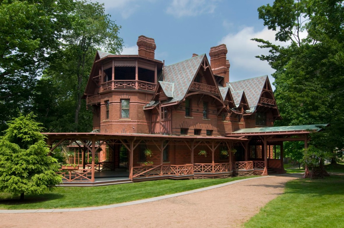 1308757556-TwainCoverHouse